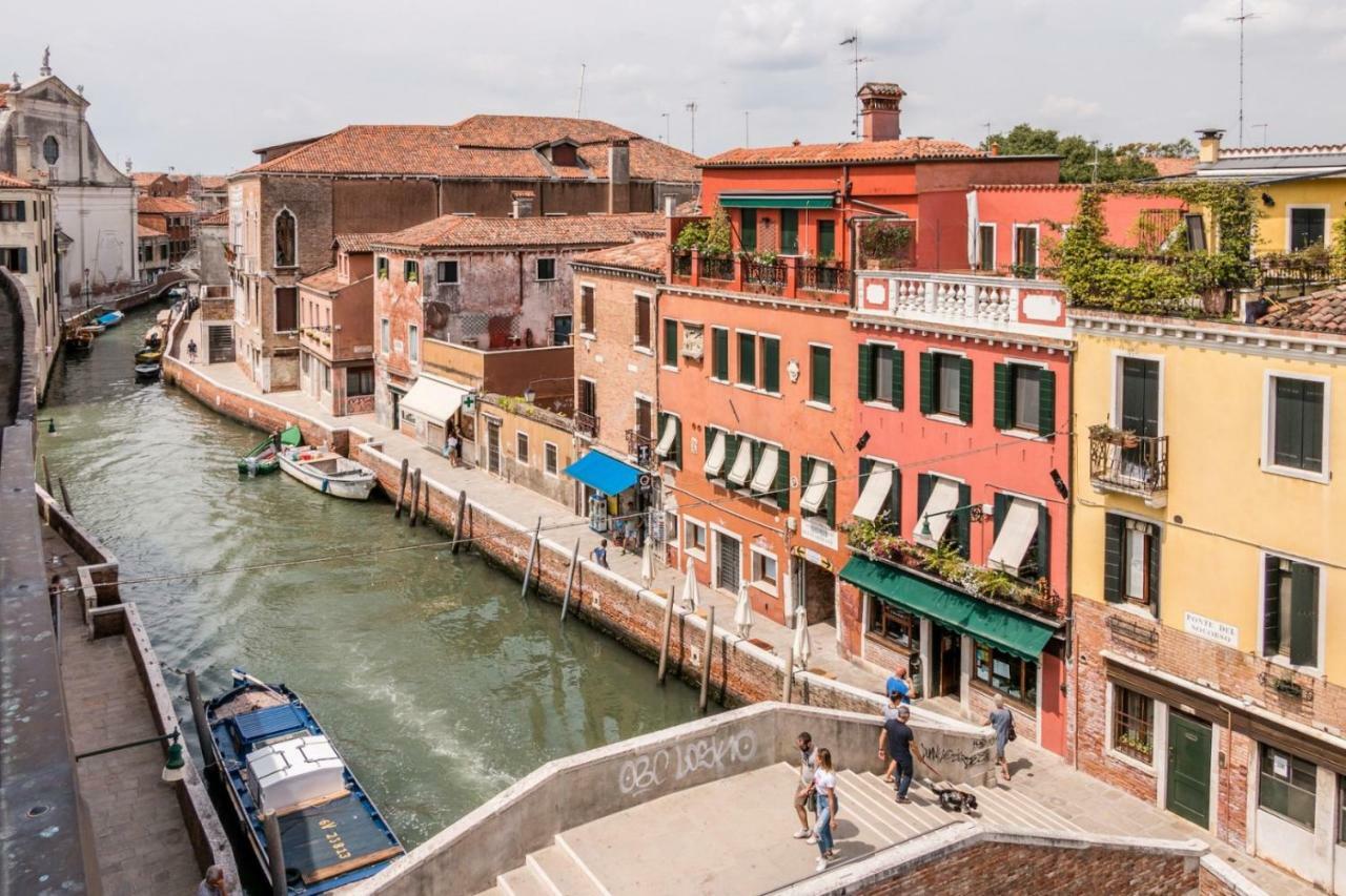 Carmini Canal View And Balcony With Lift Venice Luaran gambar