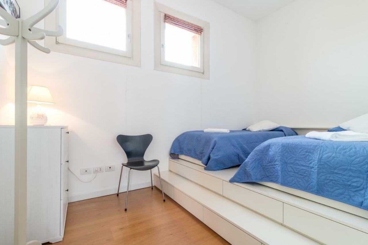 Carmini Canal View And Balcony With Lift Venice Luaran gambar