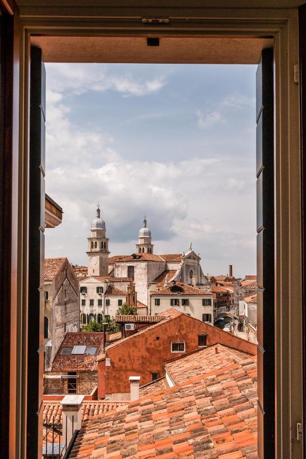 Carmini Canal View And Balcony With Lift Venice Luaran gambar